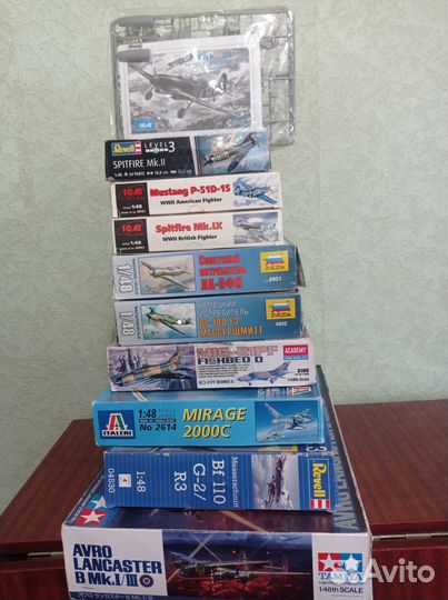 Сборные модели самолетов 1/48 в ассортименте