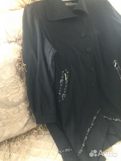 Легкое пальто