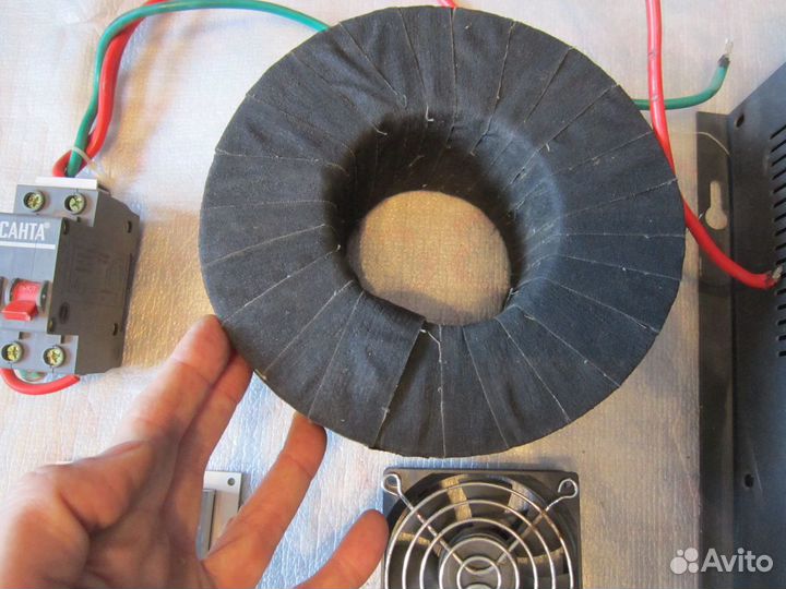 Бытовой стабилизатор Ресанта спн-5500 в разбор