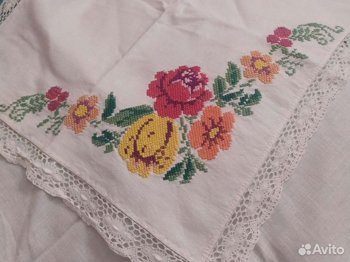 Салфетки ручная вышивка 3шт и из льна СССР 6шт