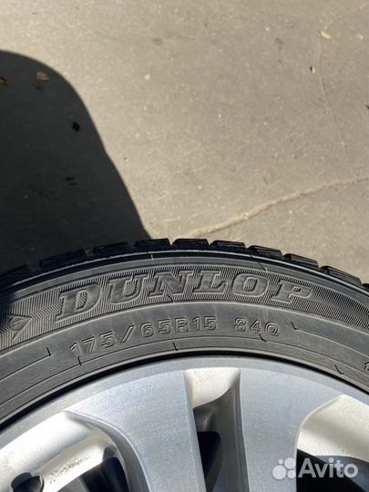 Dunlop Winter Maxx 175/65 R15 84