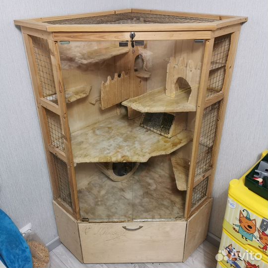 Витрина для шиншилл бу