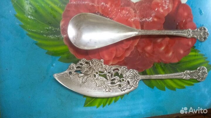 Салатная ложка,лопатка для торта мельхиор