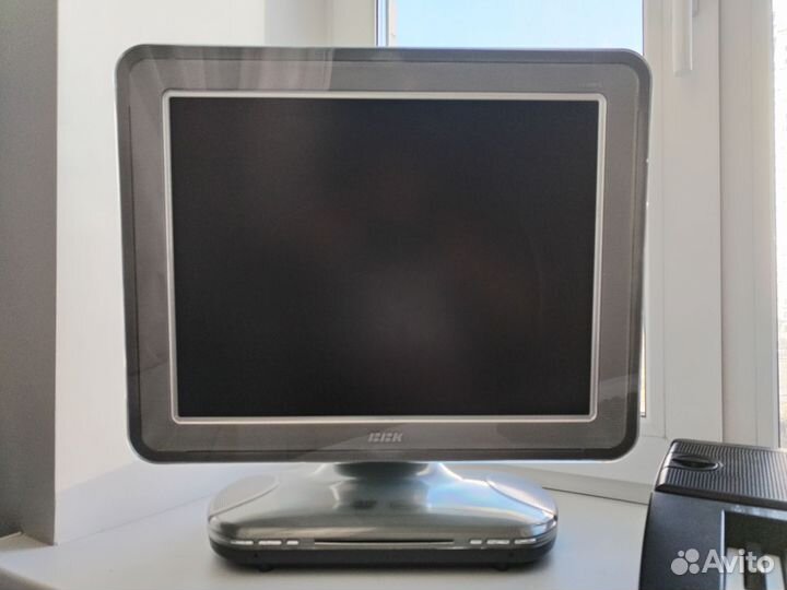 Телевизор BBK комбо DVD/TV/CD