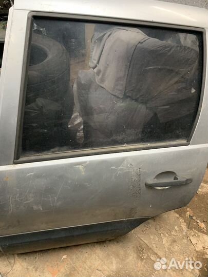 Дверь ваз2121