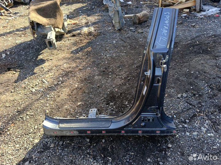 Порог кузовной левый Kia Sportage SL