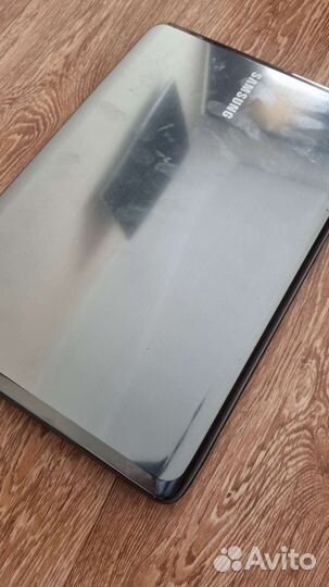 Samsung R523