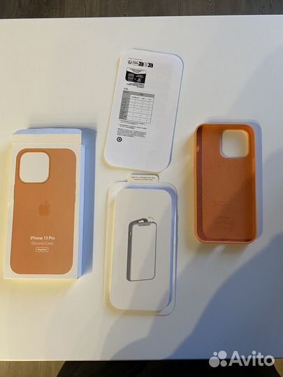 Чехол на iPhone 13 pro