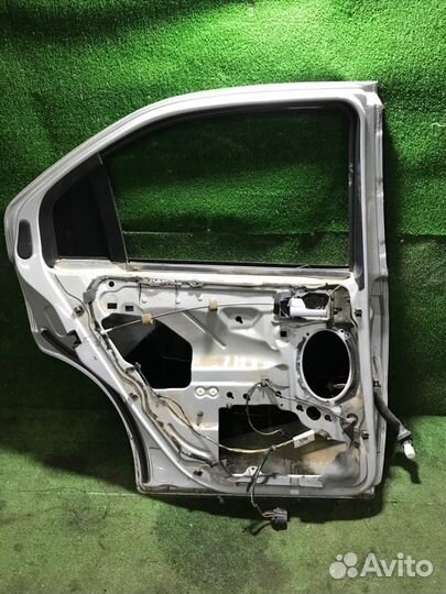 Дверь задняя левая Ford Mondeo MK3 cjba 2001