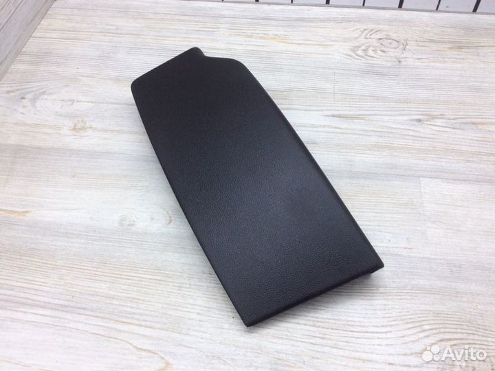 Обшивка стойки задняя правая Renault Arkana пробег