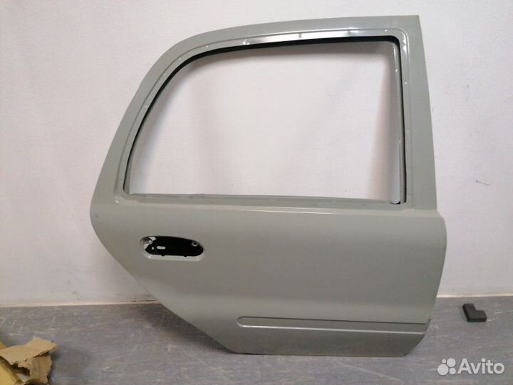 Дверь задняя правая Geely Ck Otaka