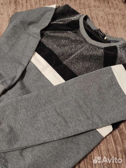 Спортивный костюм женский