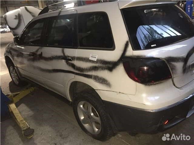 Разбор на запчасти Mitsubishi Outlander