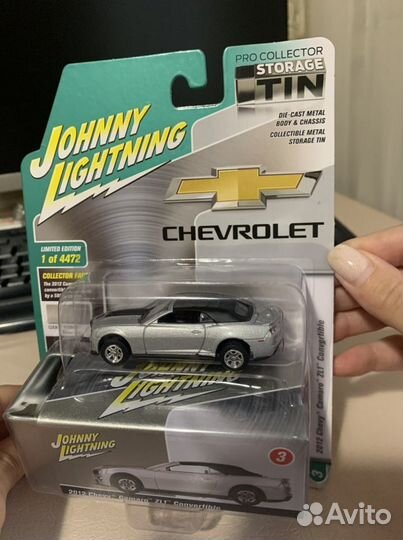 Johnny Lightning Chevy Camaro ZL1 2012