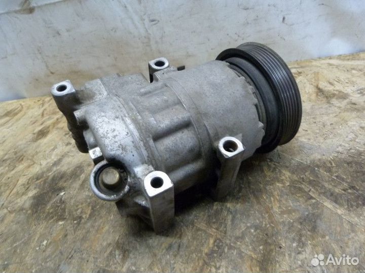 Компрессор кондиционера Hyundai Elantra 2006-2011
