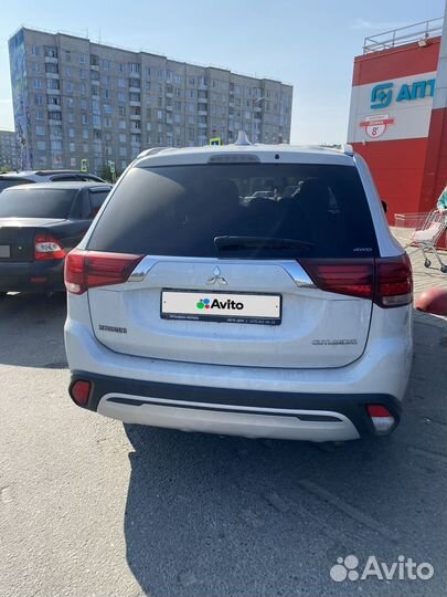 Mitsubishi Outlander 2.0 CVT, 2019, 146 000 км