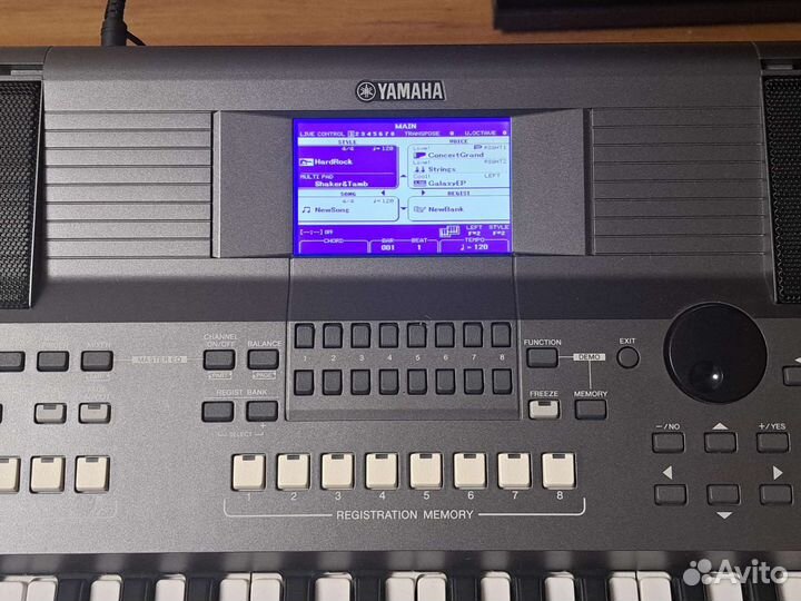 Синтезатор yamaha psr s670