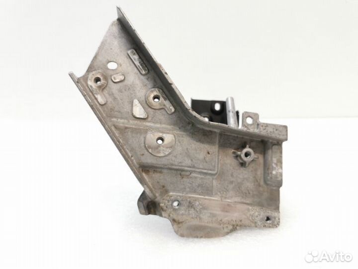 Кронштейн передней панели Mercedes-Benz Glc-Class