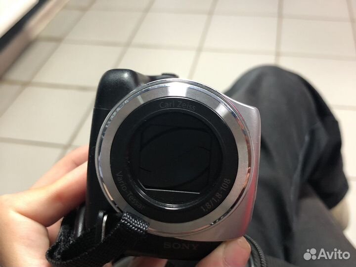 Видеокамера sony handycam
