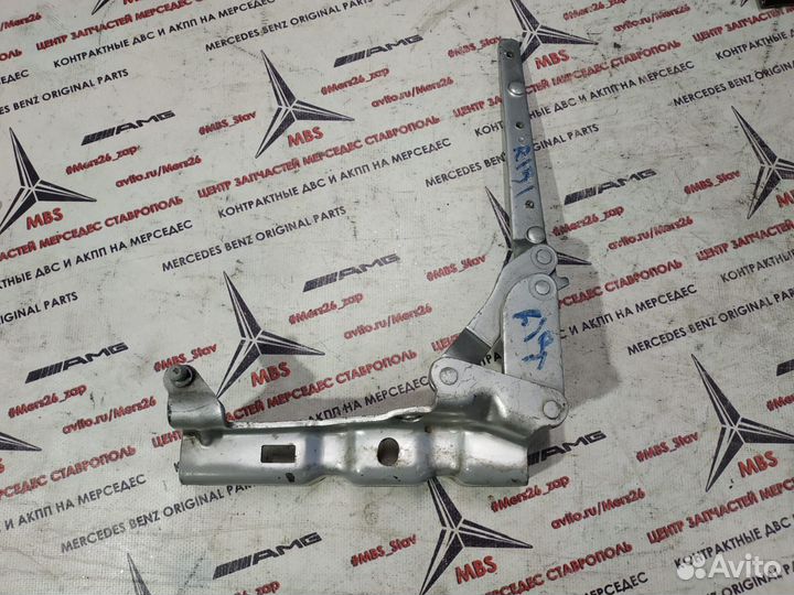 Петля капота Mercedes 203 рестайл