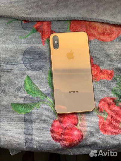 iPhone Xs, 64 ГБ