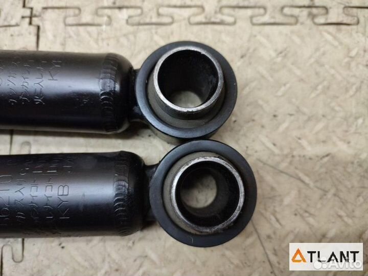 Амортизатор задний nissan serena