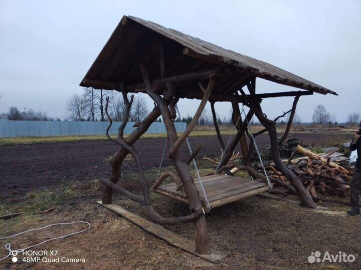 Садовые качели из дерева