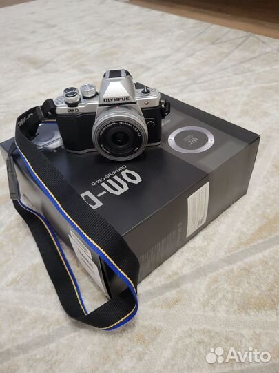 Фотоаппарат Olympus OM-D E-M10 Mark II