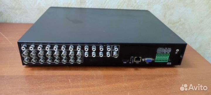 Аналоговый видеорегистратор DH-DVR1616HF-S