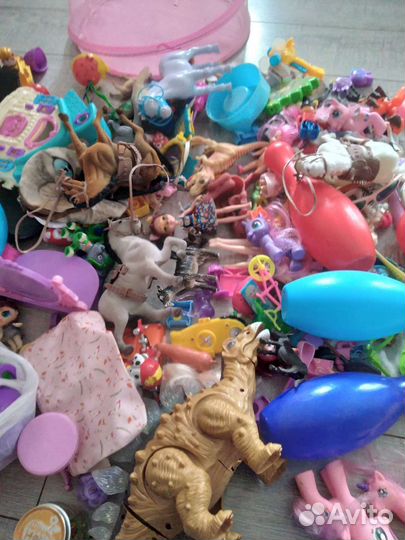Игрушки