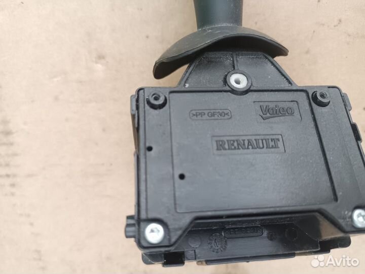 Переключатель стеклооч-лей Renault Logan 2018 г
