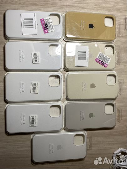 Чехол на iPhone 13