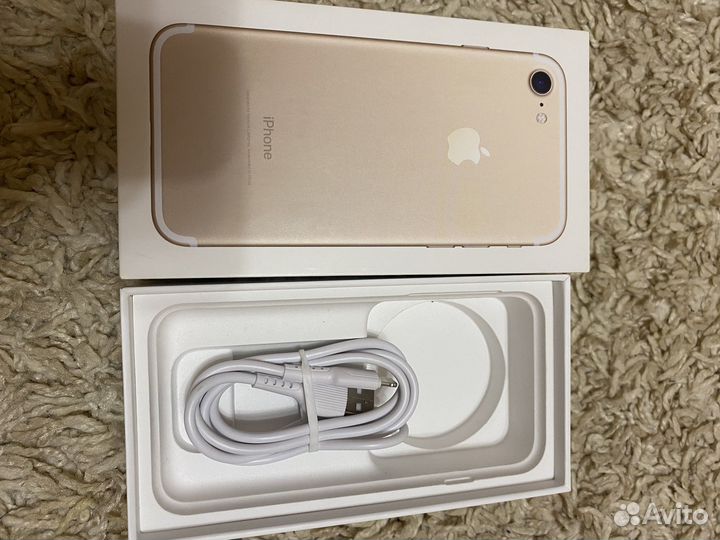 iPhone 7, 32 ГБ