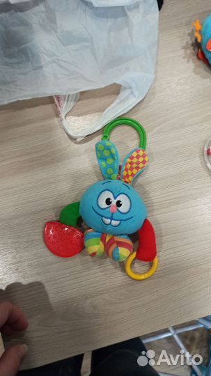 Погремушка на коляску