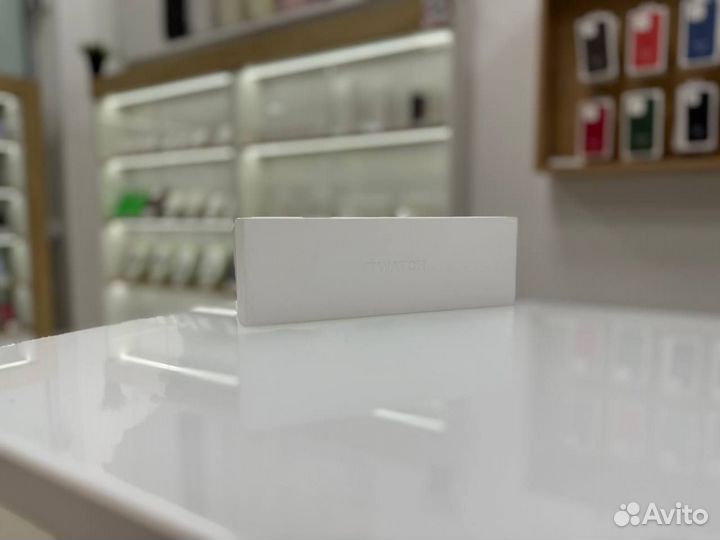 Apple Watch 9 45 mm Starlight