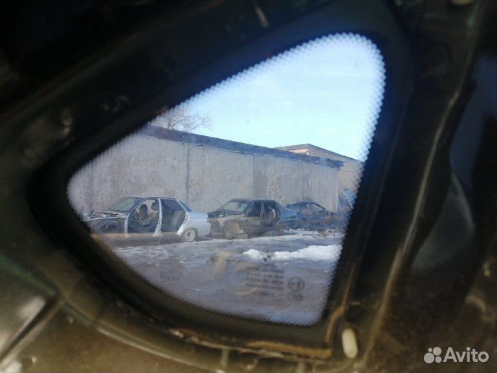 Стекло кузовное глухое заднее левое Bmw X4 F26 N20