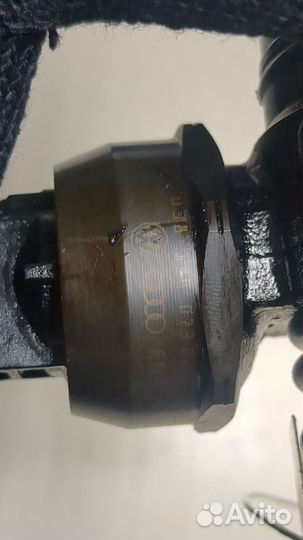 Форсунка топливная Volkswagen Touran, 2008