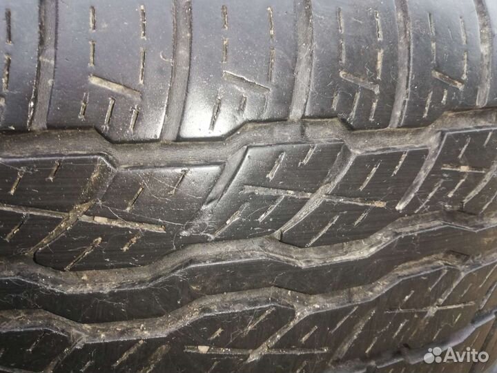 Bridgestone Dueler H/T 687 225/65 R17