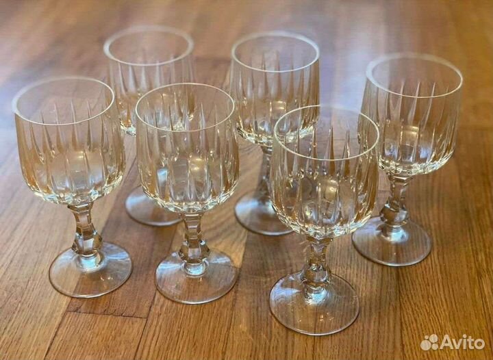 Хрустальные рюмки