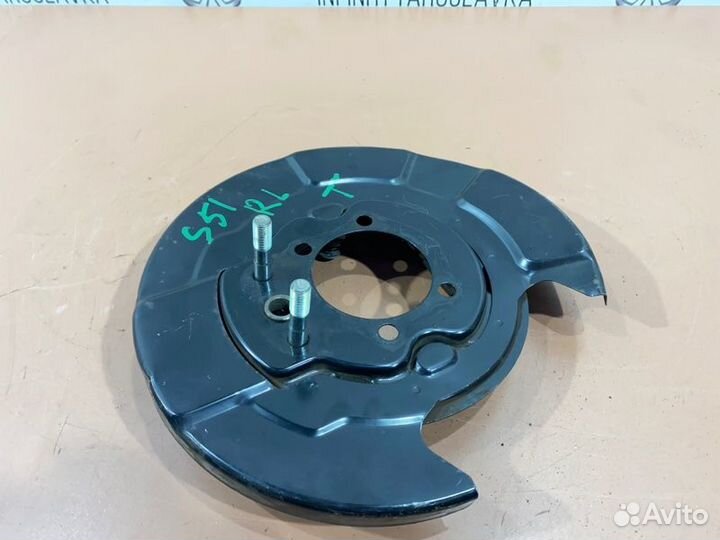 Пыльник тормозного диска задний левый Infiniti