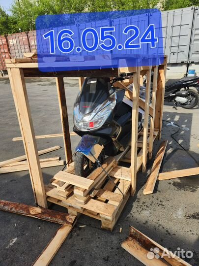Скутер Honda pcx 125