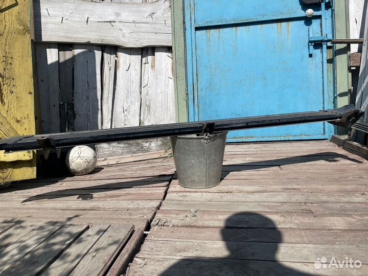 Порог Toyota Land Cruiser 200 2011 г