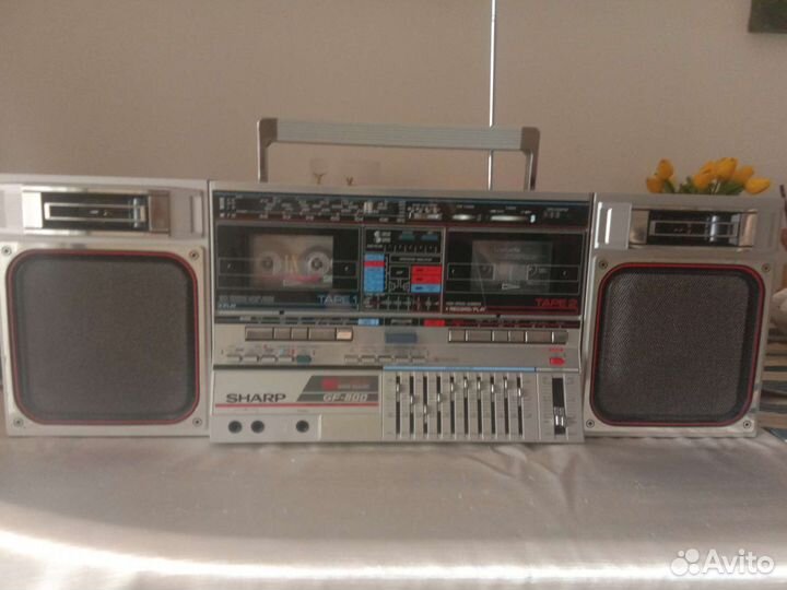 Мaгнитолa двухкacсeтная sнаrp GF-800Z(D)