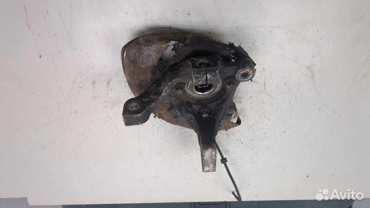 Ступица (кулак, цапфа) правая передняя Saab 9-5