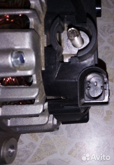 Генератор новый для Ford WAI 24011N