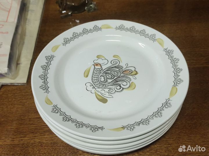 Тарелки Зик Петух или птичка 20 см набор