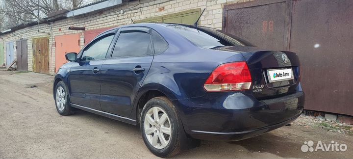Volkswagen Polo 1.6 AT, 2013, 296 000 км