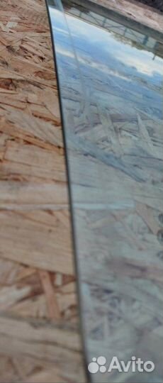 Стекло двери переднее правое Renault Logan седан