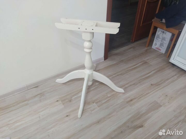 Деревянное подстолье