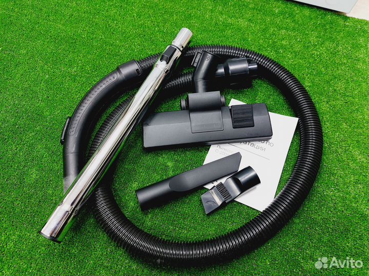 Мощный пылесос 2200Вт с контейнером